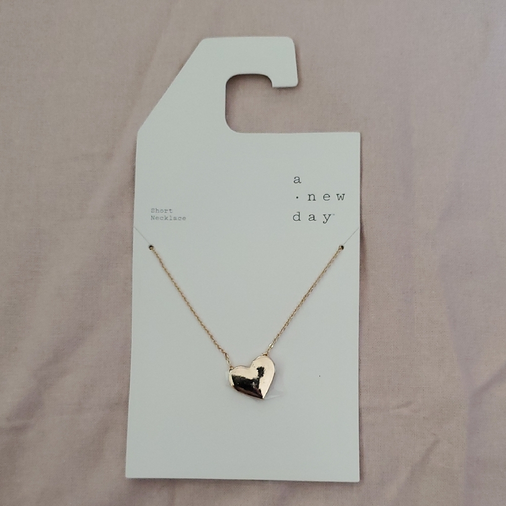 A New Day Gold Minimalist Heart Necklace